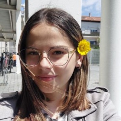 Profile picture of Lisandra